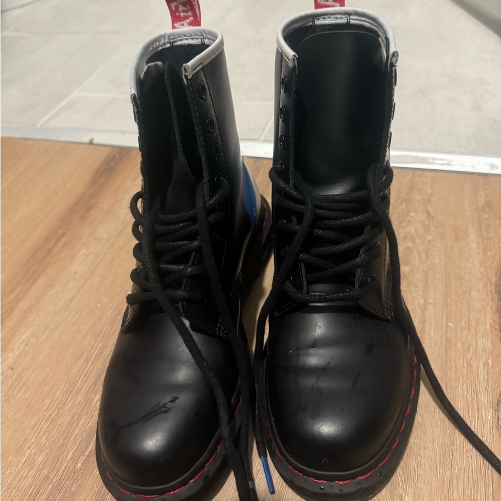 Shoes - Picture 3 of 3